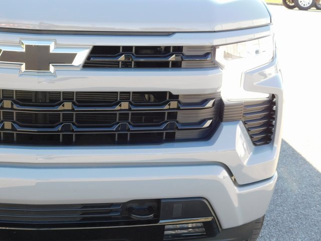 Used 2024 Chevrolet Silverado 1500 RST w/ Protection Package image 12