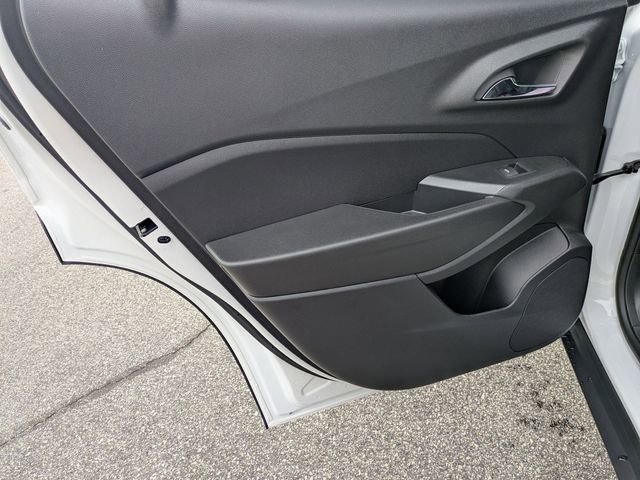 New 2026 Chevrolet Trax RS w/ Sunroof Package FWD image 24