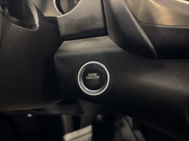 Used 2023 GMC Terrain Denali image 25