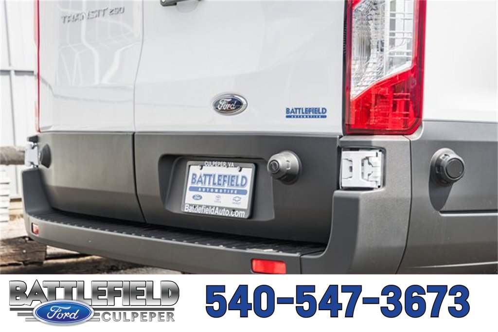 New 2025 Ford Transit 250 148 Medium Roof image 8