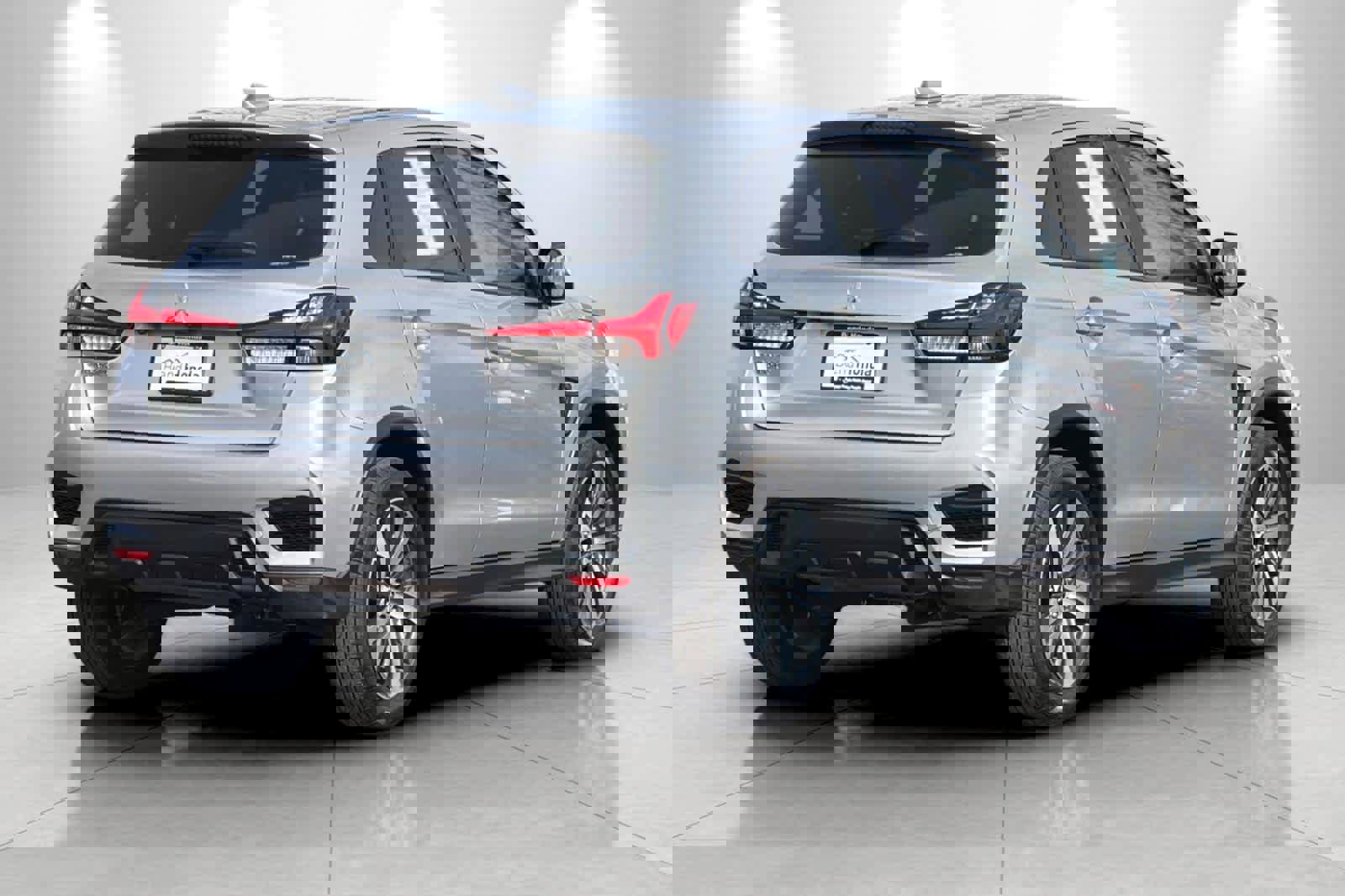 Used 2024 Mitsubishi Outlander Sport ES image 2