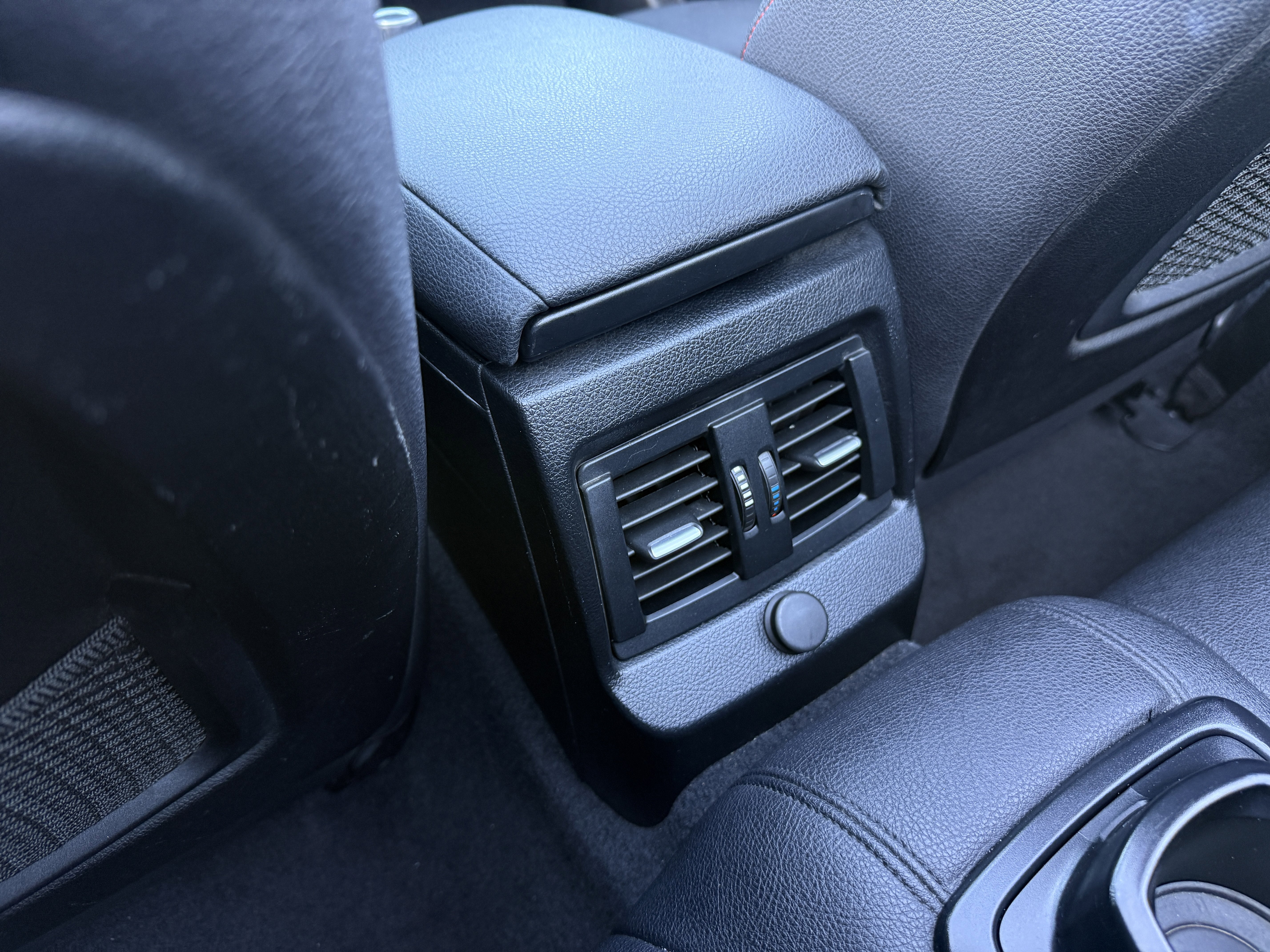 Used 2020 BMW 230i 230i w/ Convenience Package image 39