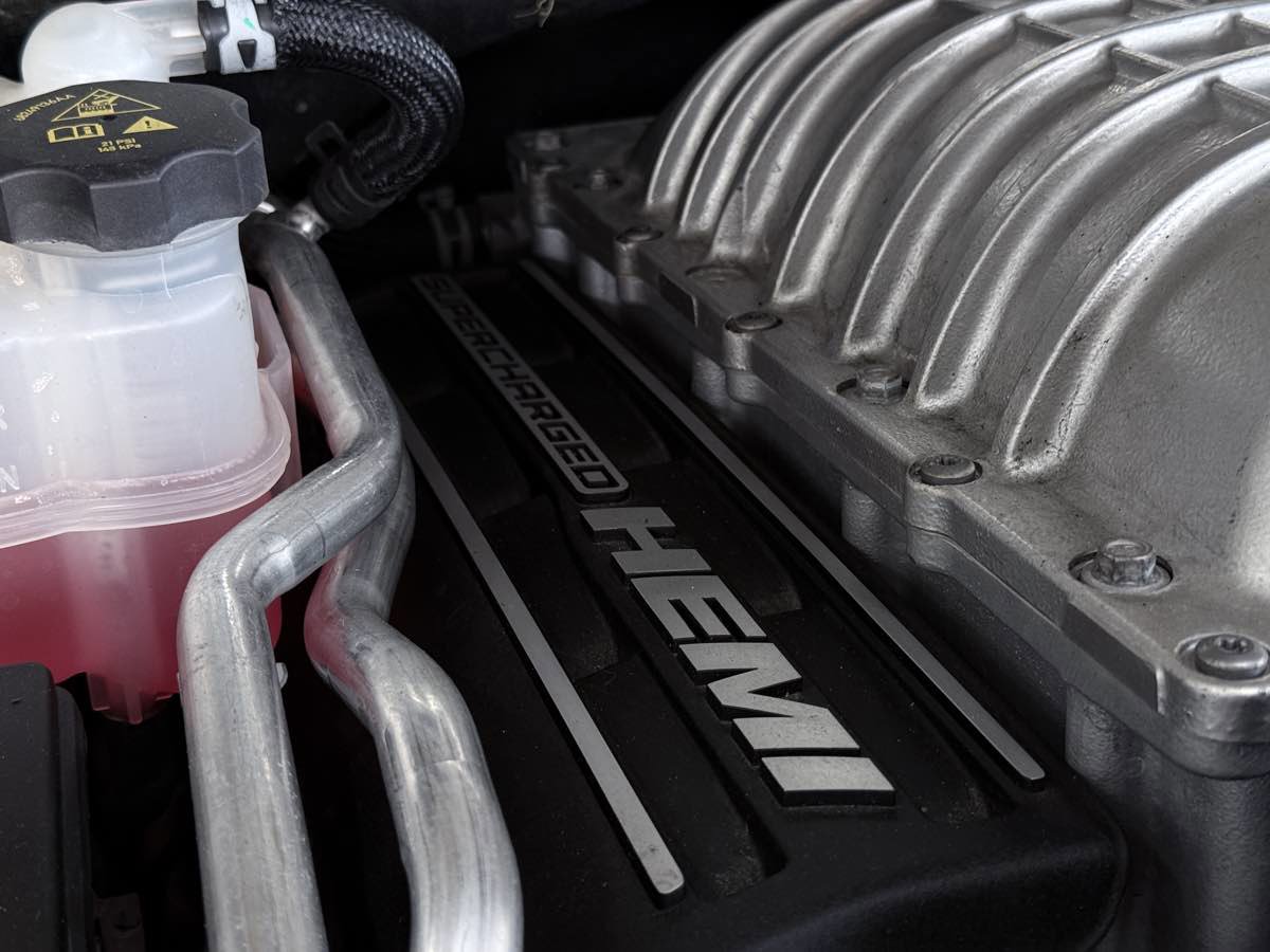 Used 2021 Dodge Durango SRT Hellcat w/ Technology Group image 23