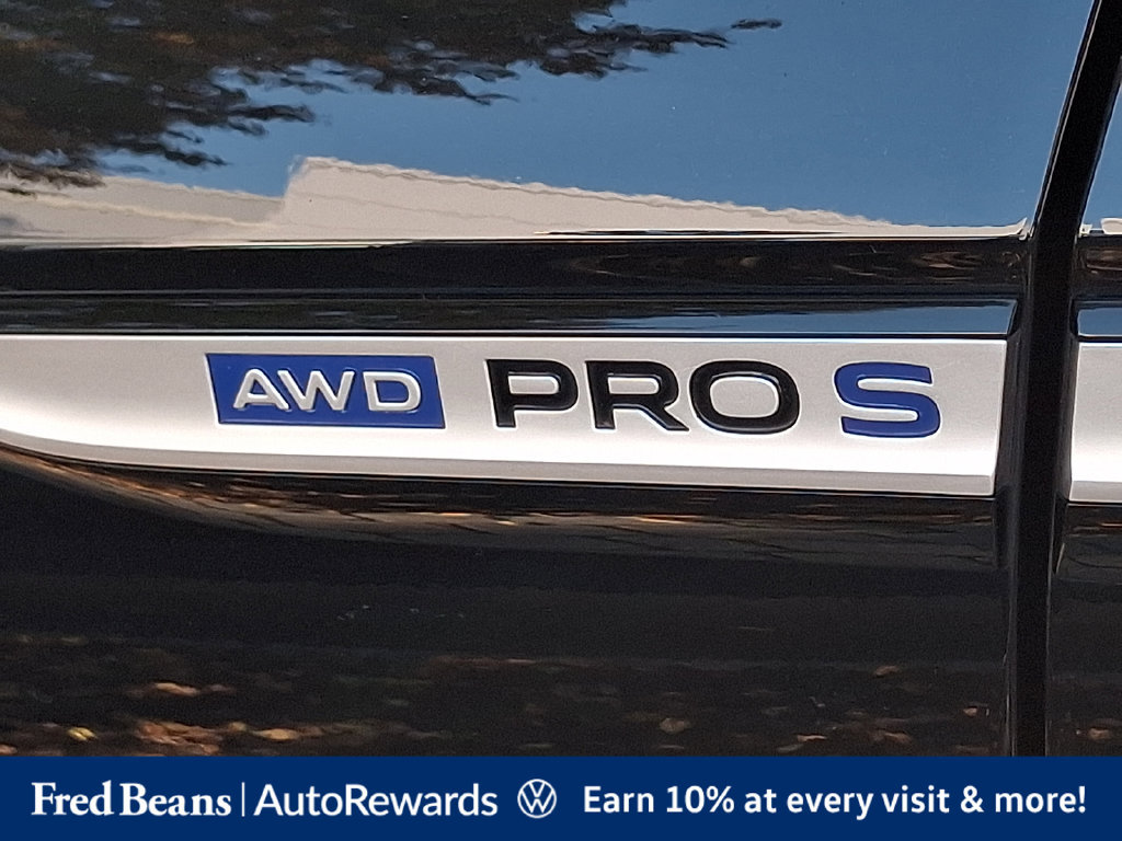 Certified 2023 Volkswagen ID.4 Pro S Plus AWD/4WD image 36