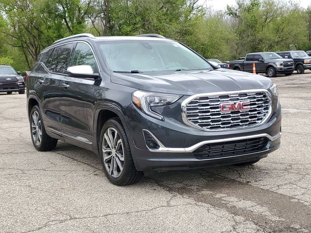 Used 2018 GMC Terrain Denali w/ Driver Alert Package II AWD/4WD image 11