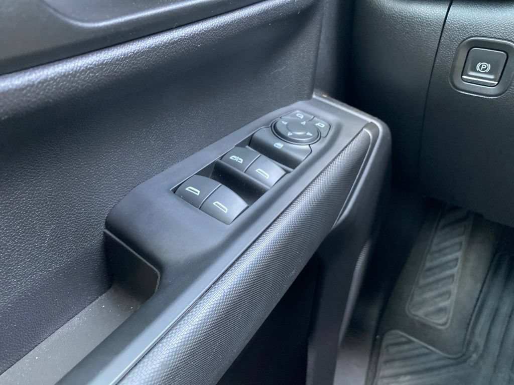 Used 2022 Chevrolet Silverado 1500 Custom w/ Safety Confidence Package RWD image 28