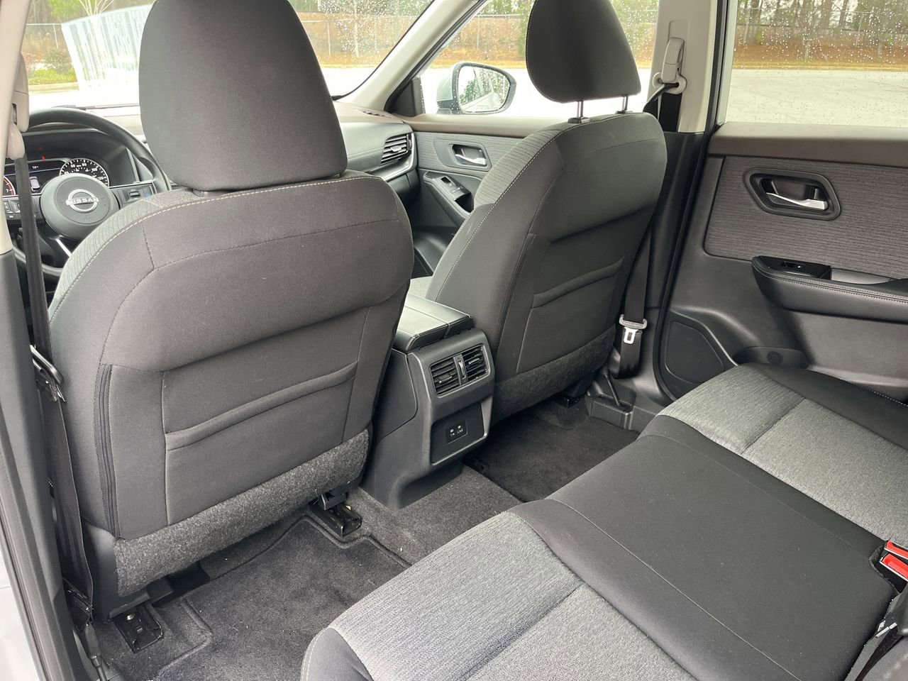 Certified 2022 Nissan Rogue SV image 18