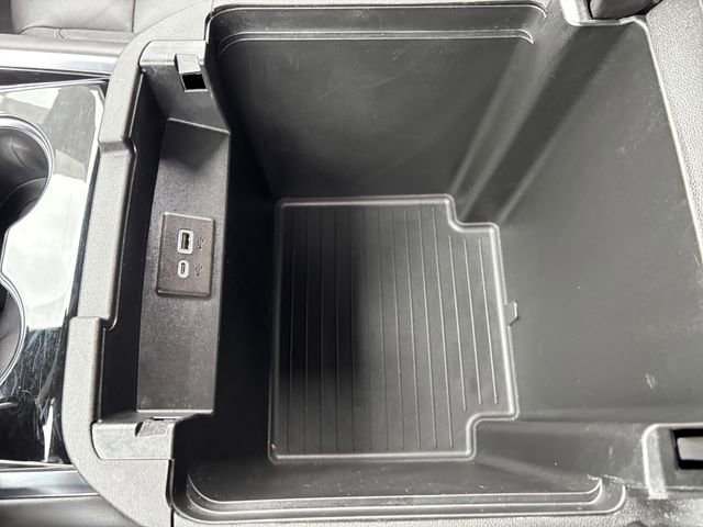 Used 2025 Chevrolet Tahoe Z71 image 22