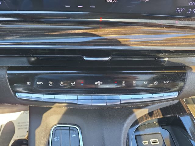 Used 2022 Cadillac Escalade ESV Premium Luxury AWD/4WD image 23