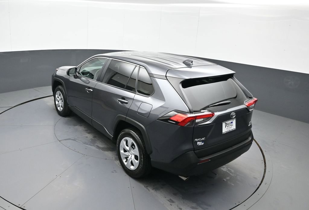 Used 2025 Toyota RAV4 LE image 39
