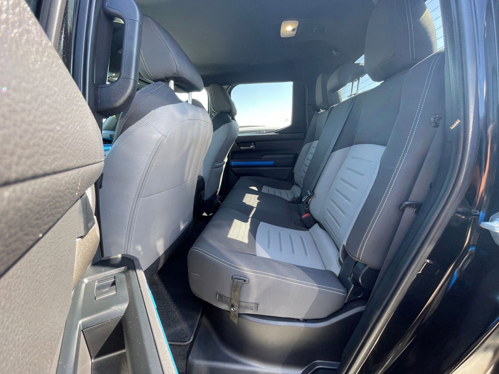 Used 2025 Toyota Tacoma TRD Off-Road image 23