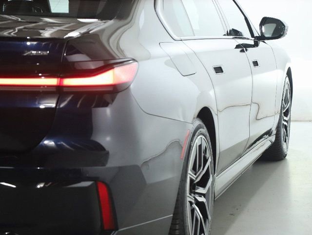Certified 2023 BMW i7 xDrive60 image 49