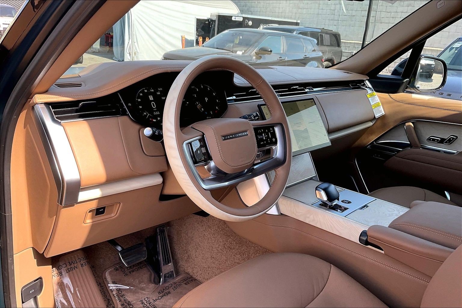 New 2026 Land Rover Range Rover SV AWD/4WD image 10