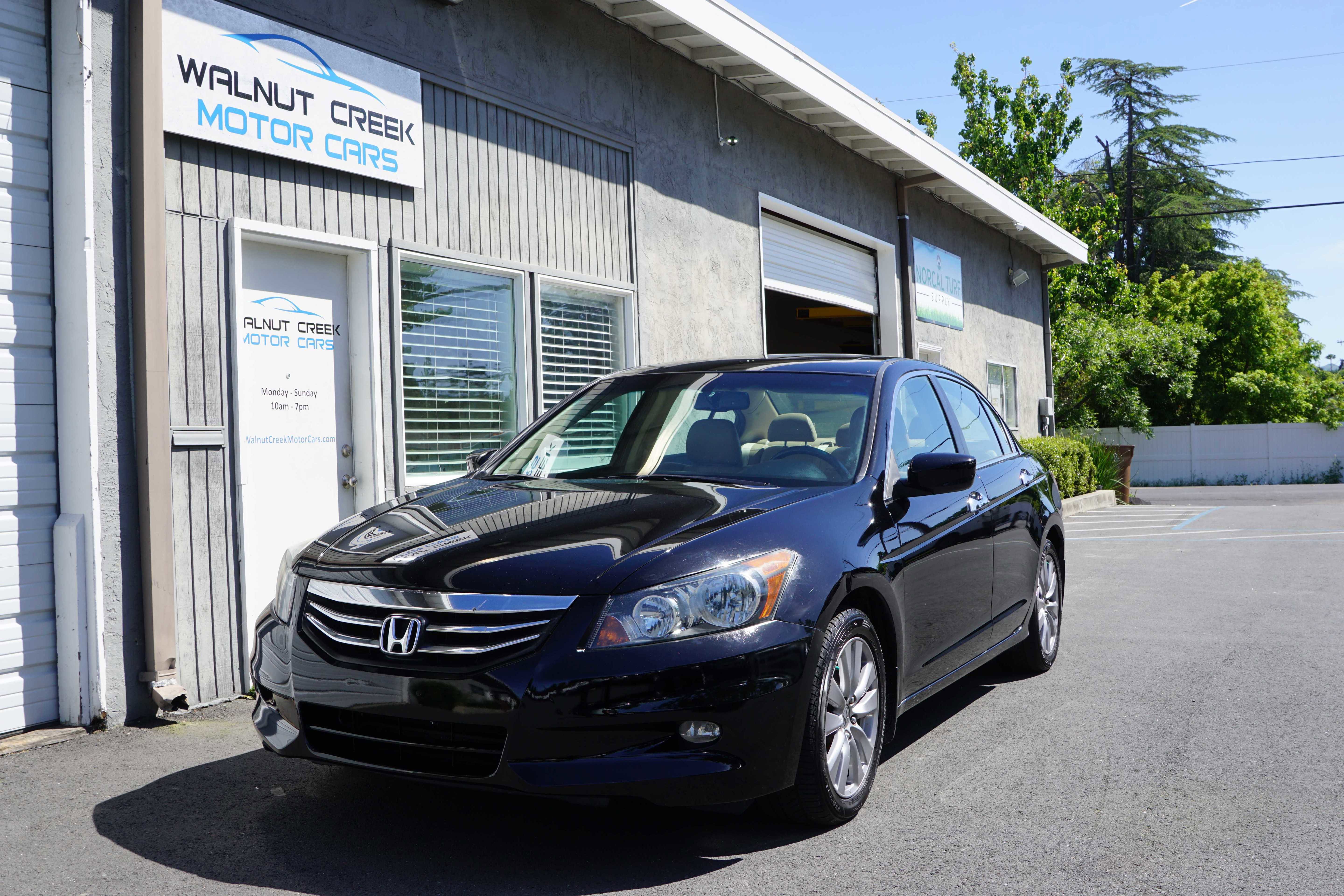 Used 2012 Honda Accord EX-L image 1