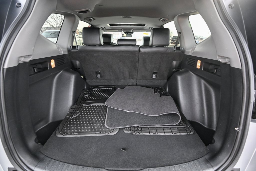 Used 2020 Honda CR-V EX-L image 16