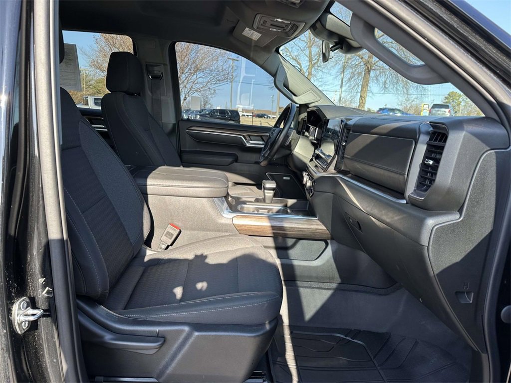 Used 2023 Chevrolet Silverado 1500 RST w/ Convenience Package II image 12