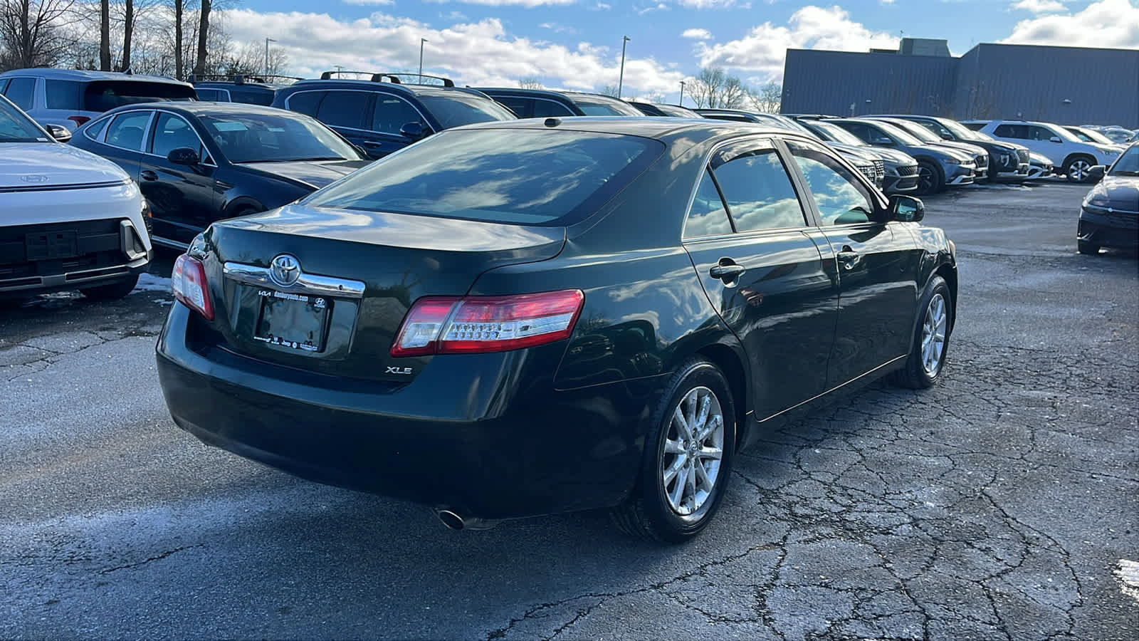 Used 2010 Toyota Camry XLE image 6