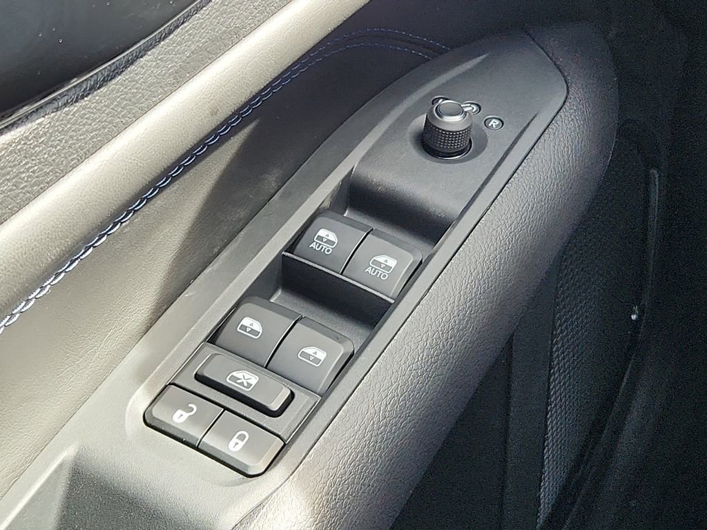 New 2026 Jeep Compass Latitude image 24