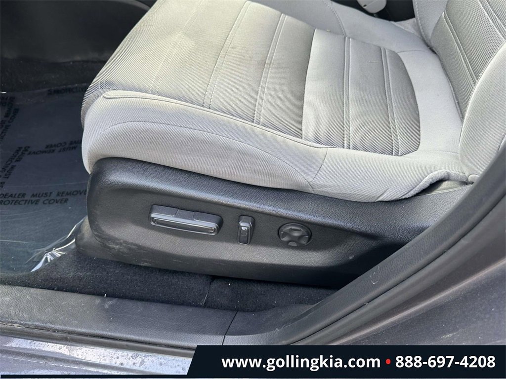 Used 2018 Honda CR-V EX image 17