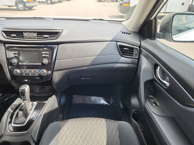 Used 2017 Nissan Rogue S FWD image 21