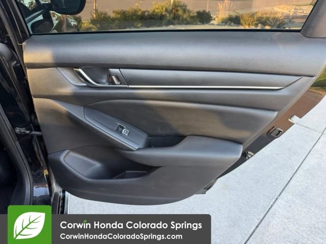 Used 2020 Honda Accord EX image 30