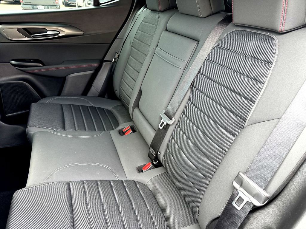 Used 2024 Dodge Hornet GT image 27