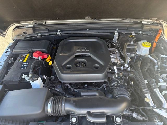 Used 2023 Jeep Wrangler Unlimited AWD/4WD image 12