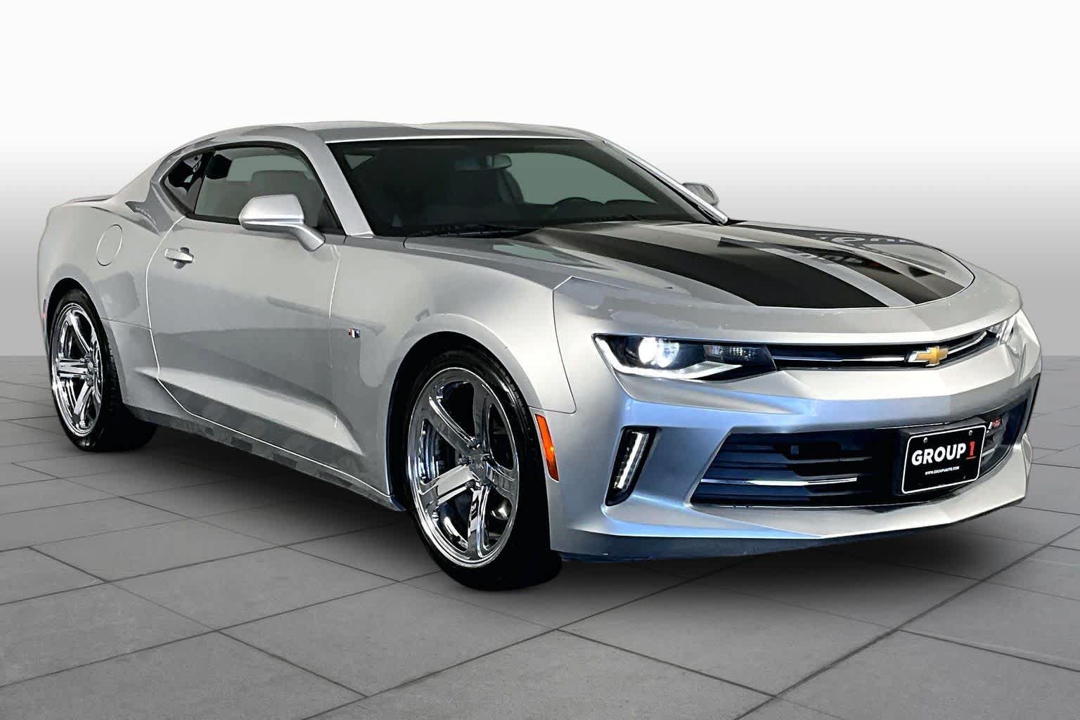 Used 2018 Chevrolet Camaro LT w/ RS Package RWD image 3