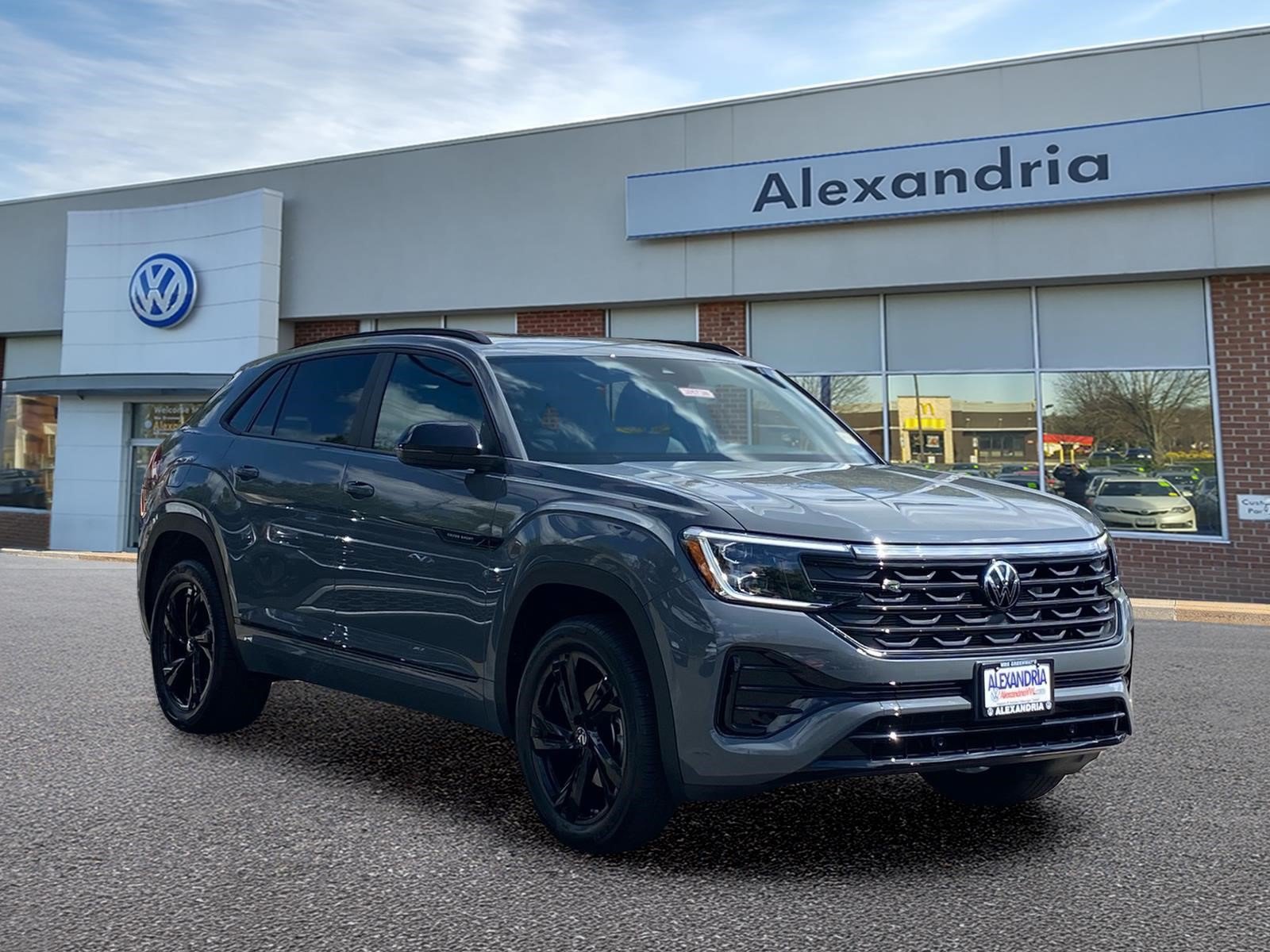 New 2026 Volkswagen Atlas Cross Sport SEL R-Line AWD/4WD image 1