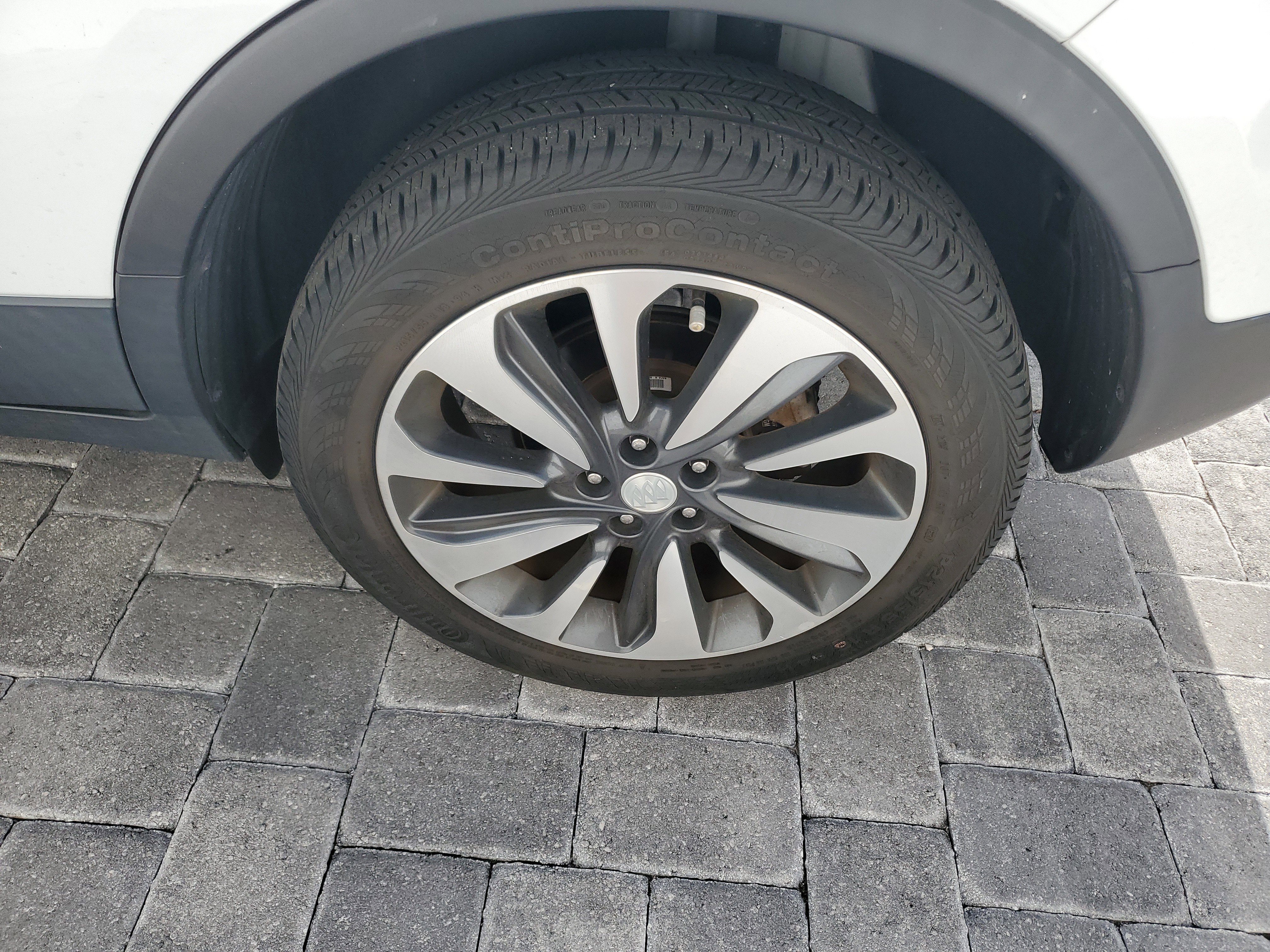 Used 2021 Buick Encore Preferred image 7