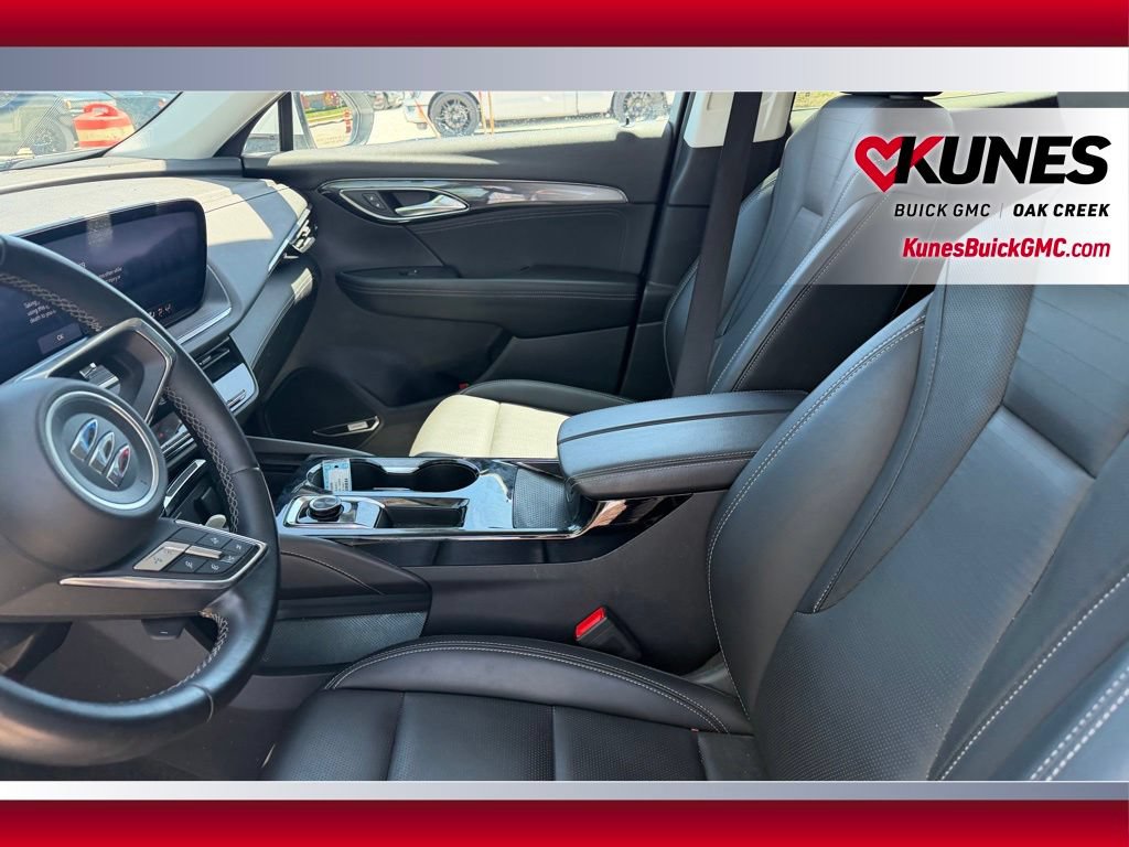 Used 2024 Buick Envision Preferred AWD/4WD image 8