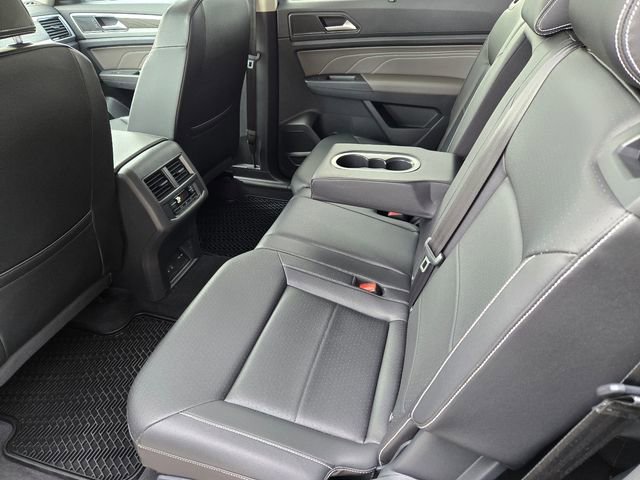 Used 2023 Volkswagen Atlas SE image 37