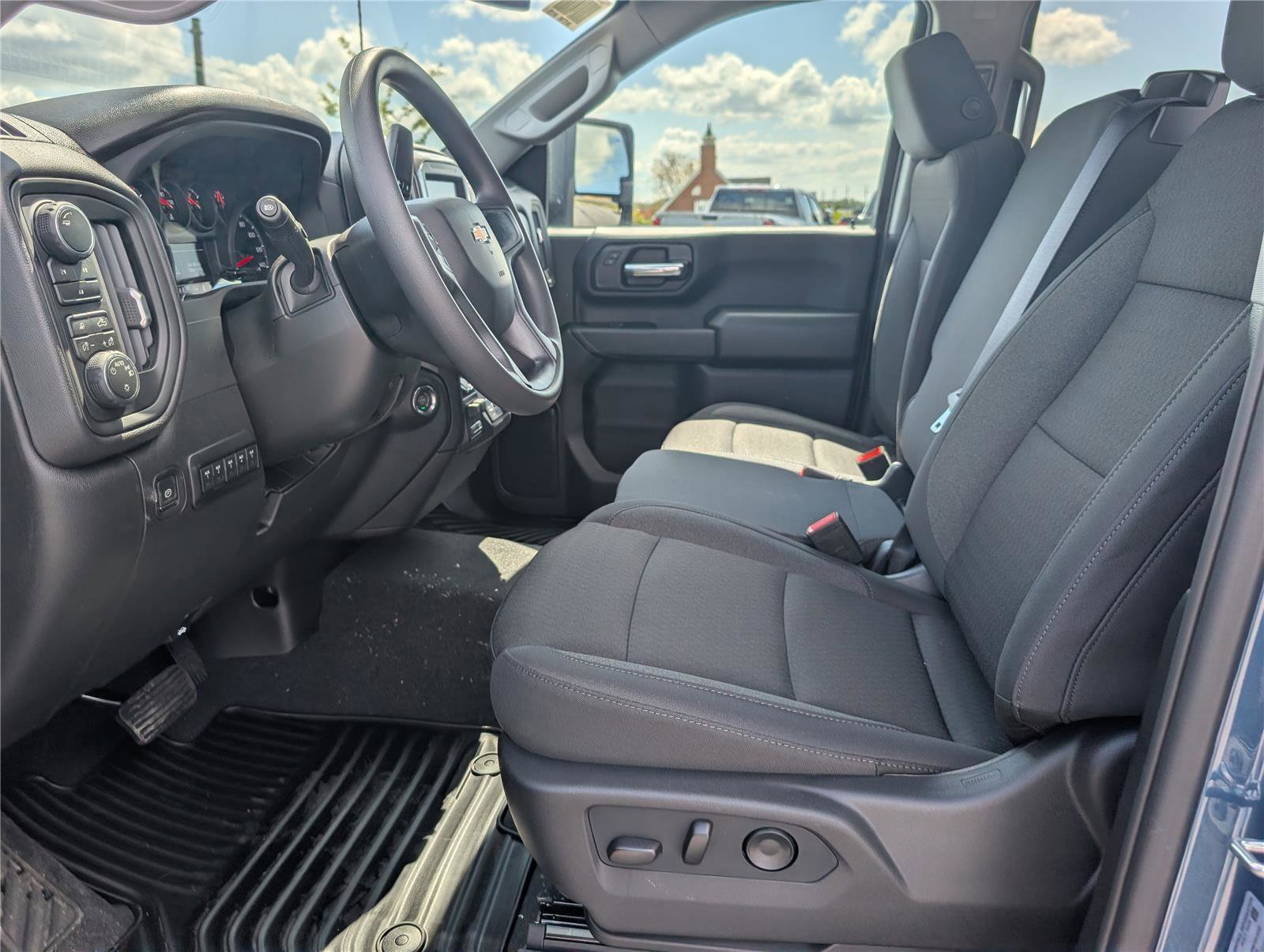 New 2026 Chevrolet Silverado 2500 Custom w/ Custom Value Package AWD/4WD image 13