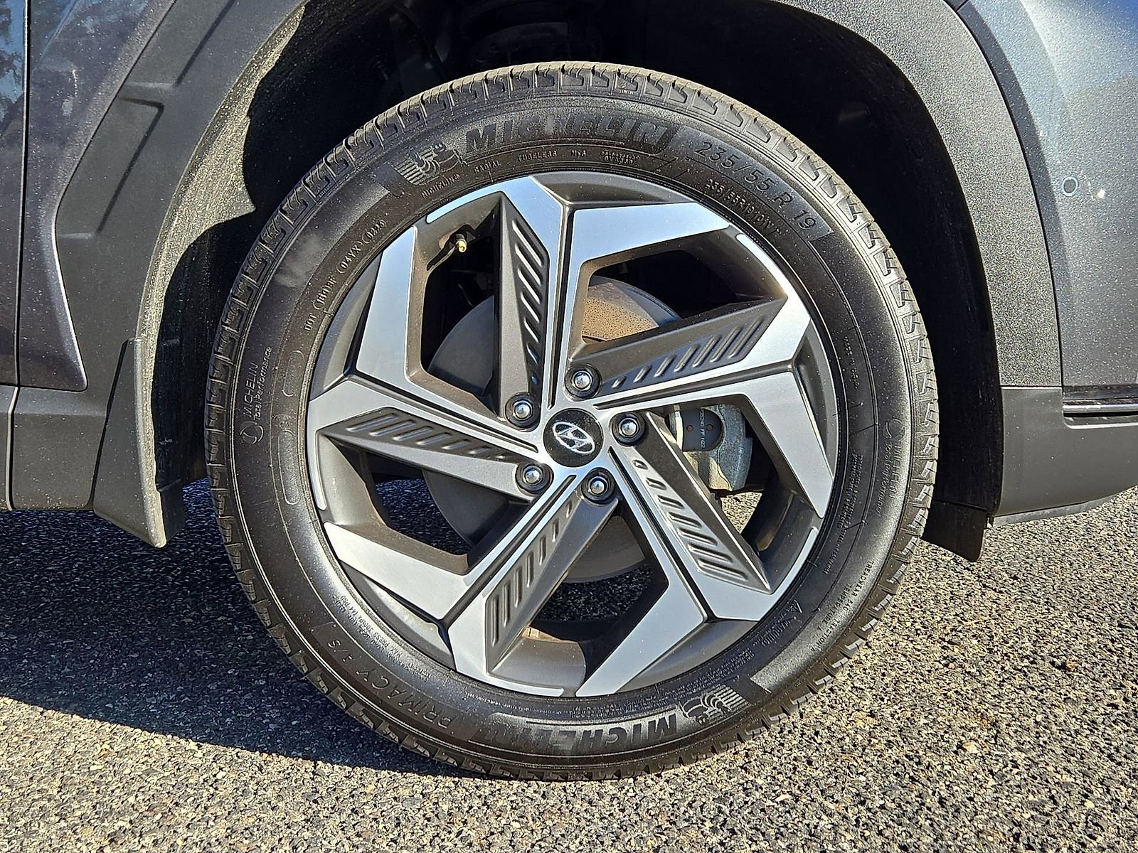 Certified 2023 Hyundai Tucson Limited w/ Cargo Package image 33