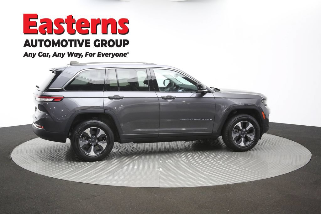 Used 2022 Jeep Grand Cherokee Limited 4xe w/ Luxury Tech Group II AWD/4WD image 48