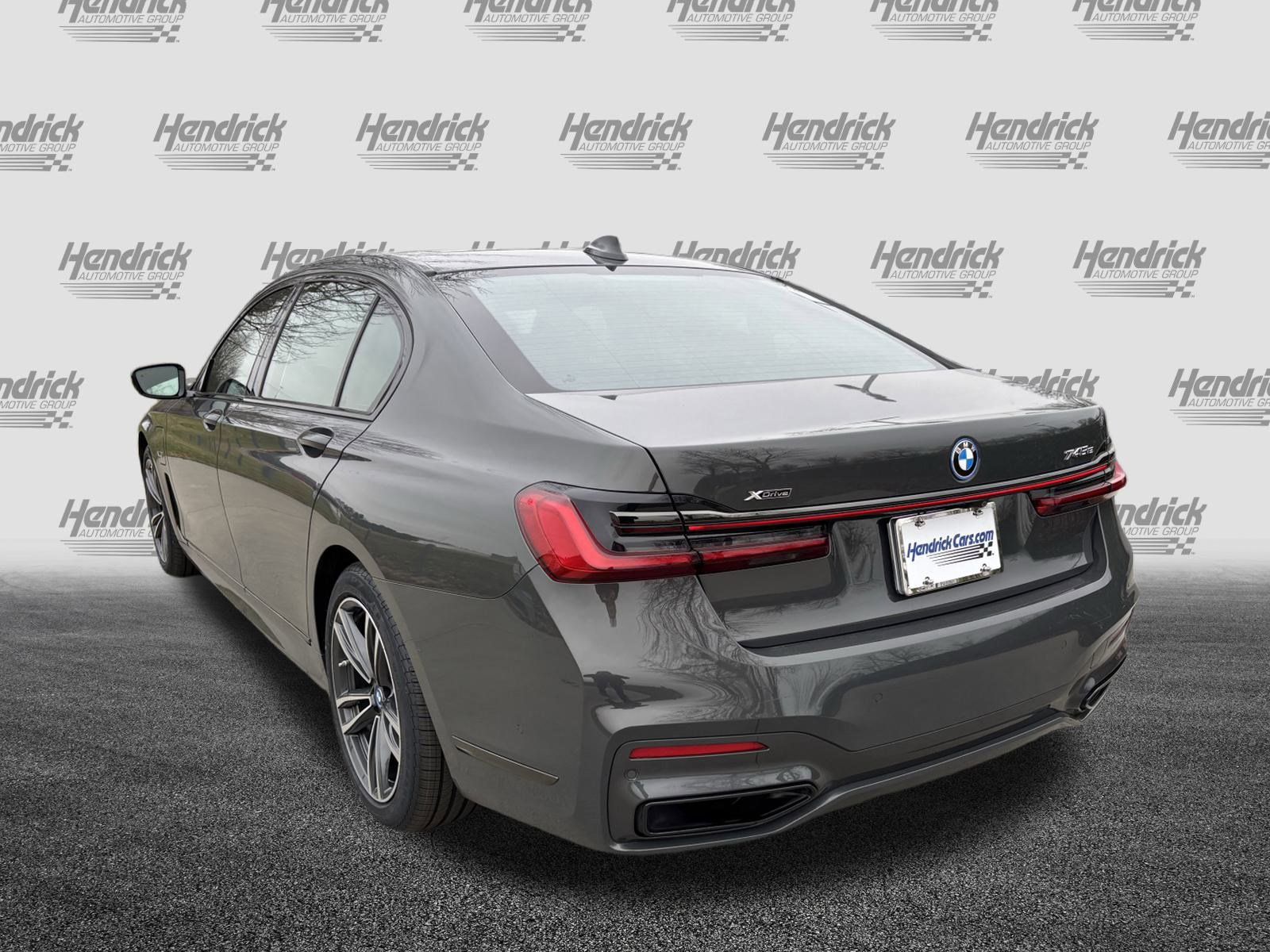 Used 2022 BMW 745e xDrive w/ M Sport Package image 8