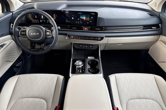 New 2026 Kia Carnival EX FWD image 15