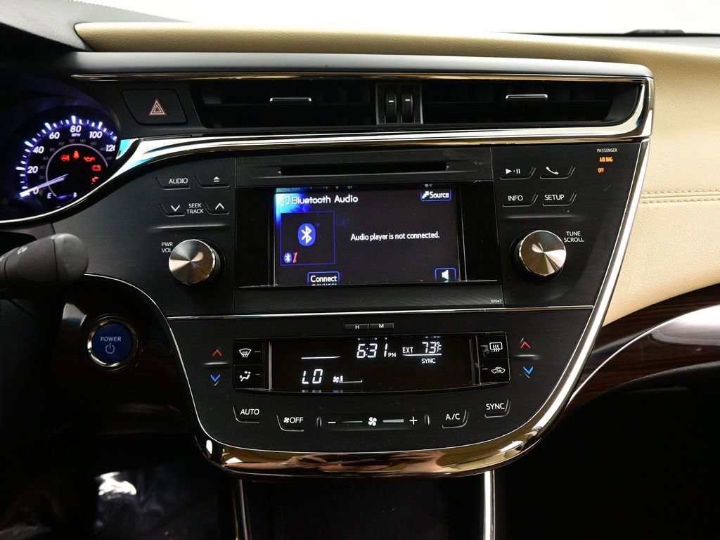 Used 2013 Toyota Avalon Limited image 20