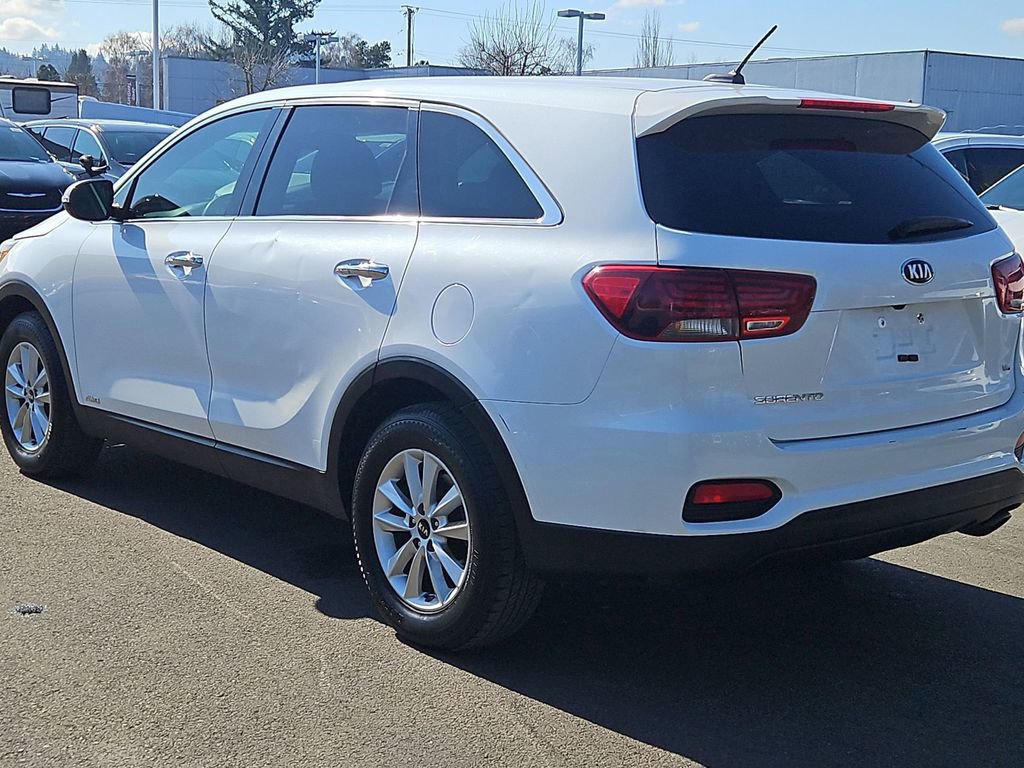 Used 2020 Kia Sorento AWD V6 image 5