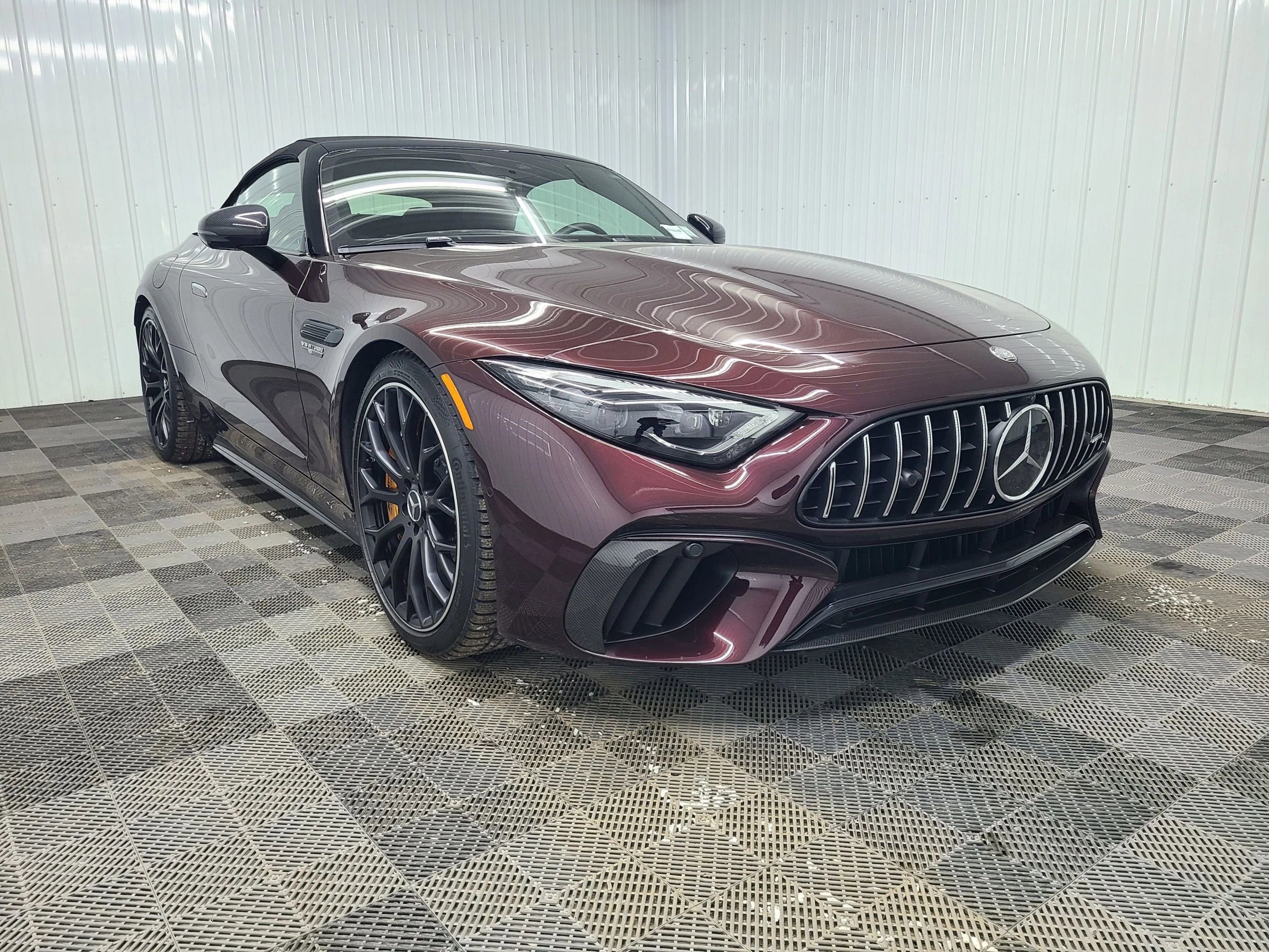 Used 2025 Mercedes-Benz SL 63 AMG S e Performance 4MATIC image 32