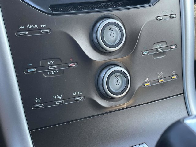 Used 2013 Ford Edge SEL FWD image 34