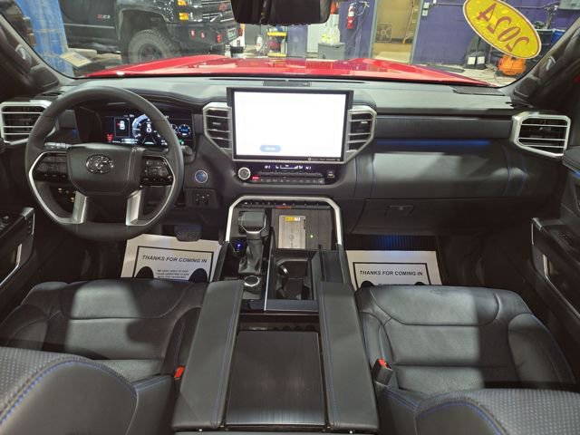 Used 2024 Toyota Sequoia Platinum image 3