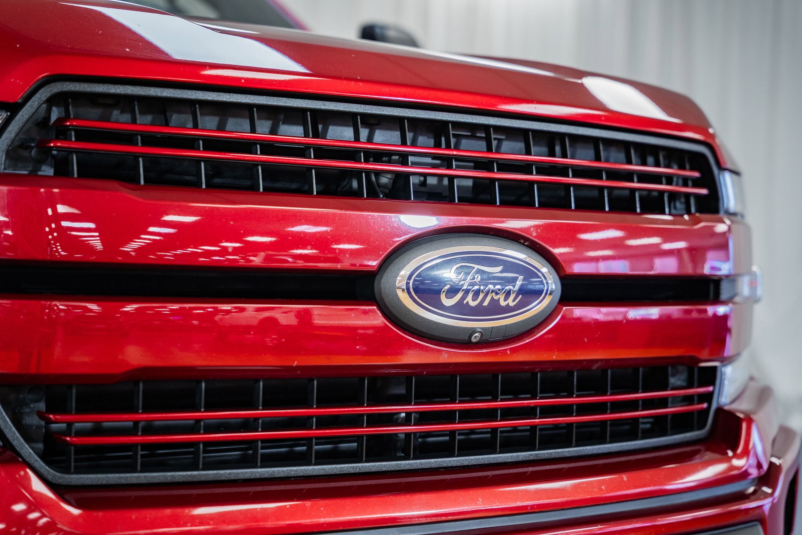 Certified 2019 Ford F150 Lariat w/ Equipment Group 502A Luxury image 7