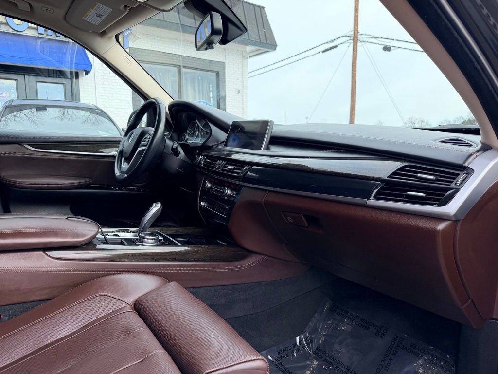 Used 2016 BMW X5 xDrive50i image 19