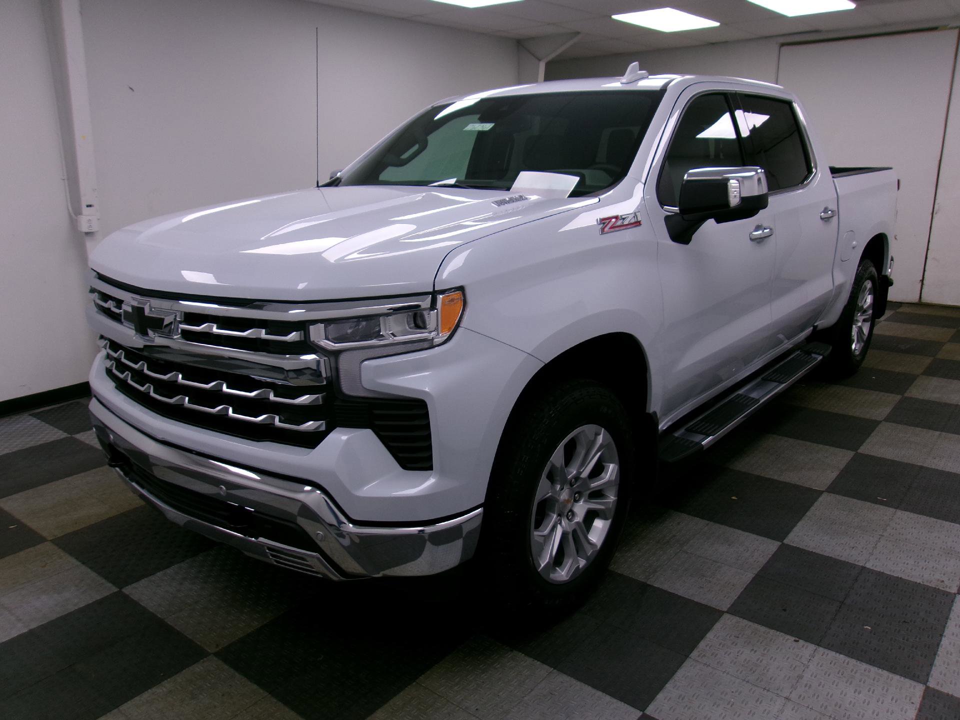 New 2026 Chevrolet Silverado 1500 LTZ AWD/4WD image 1