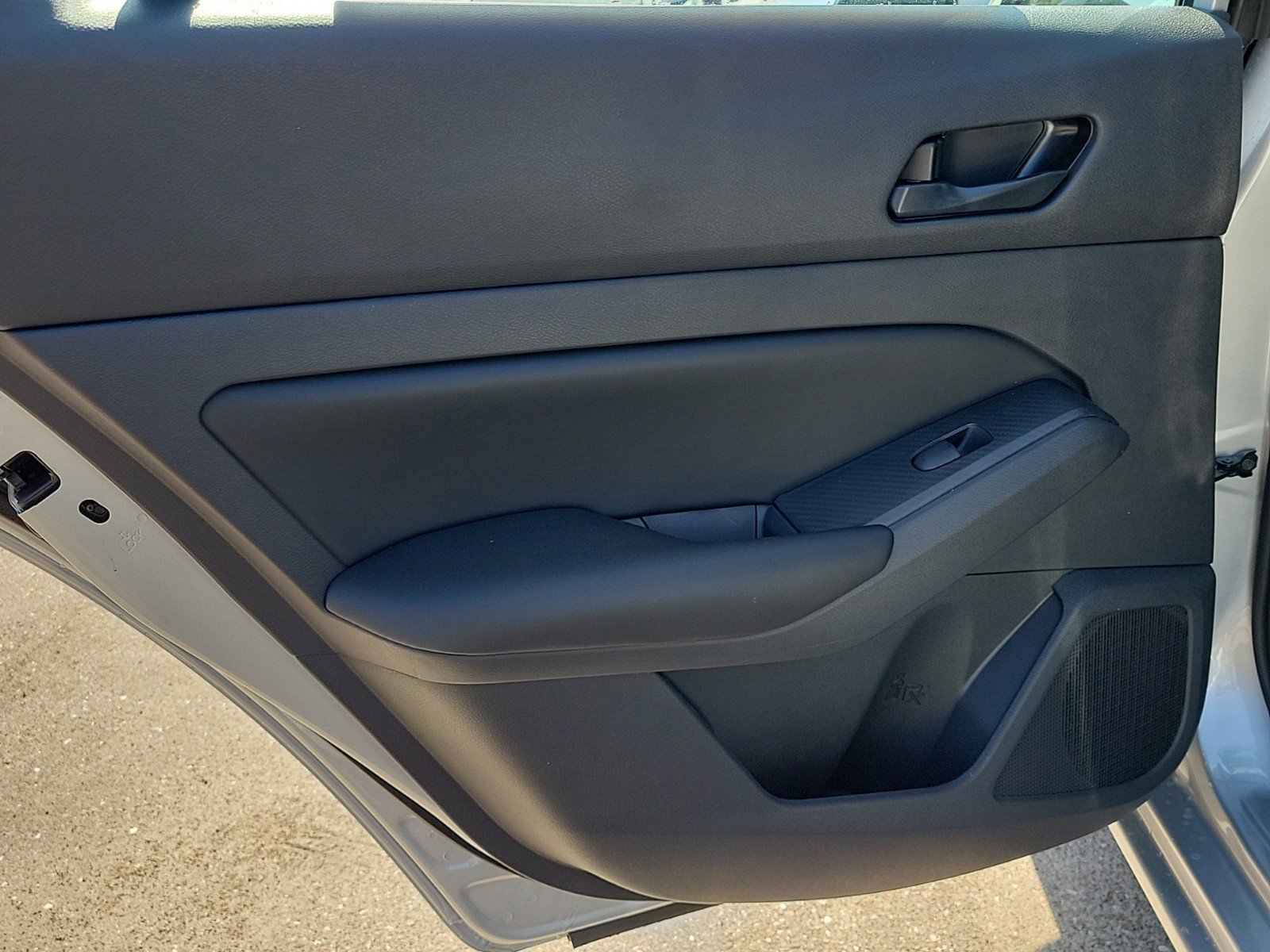 New 2025 Nissan Altima 2.5 S image 9