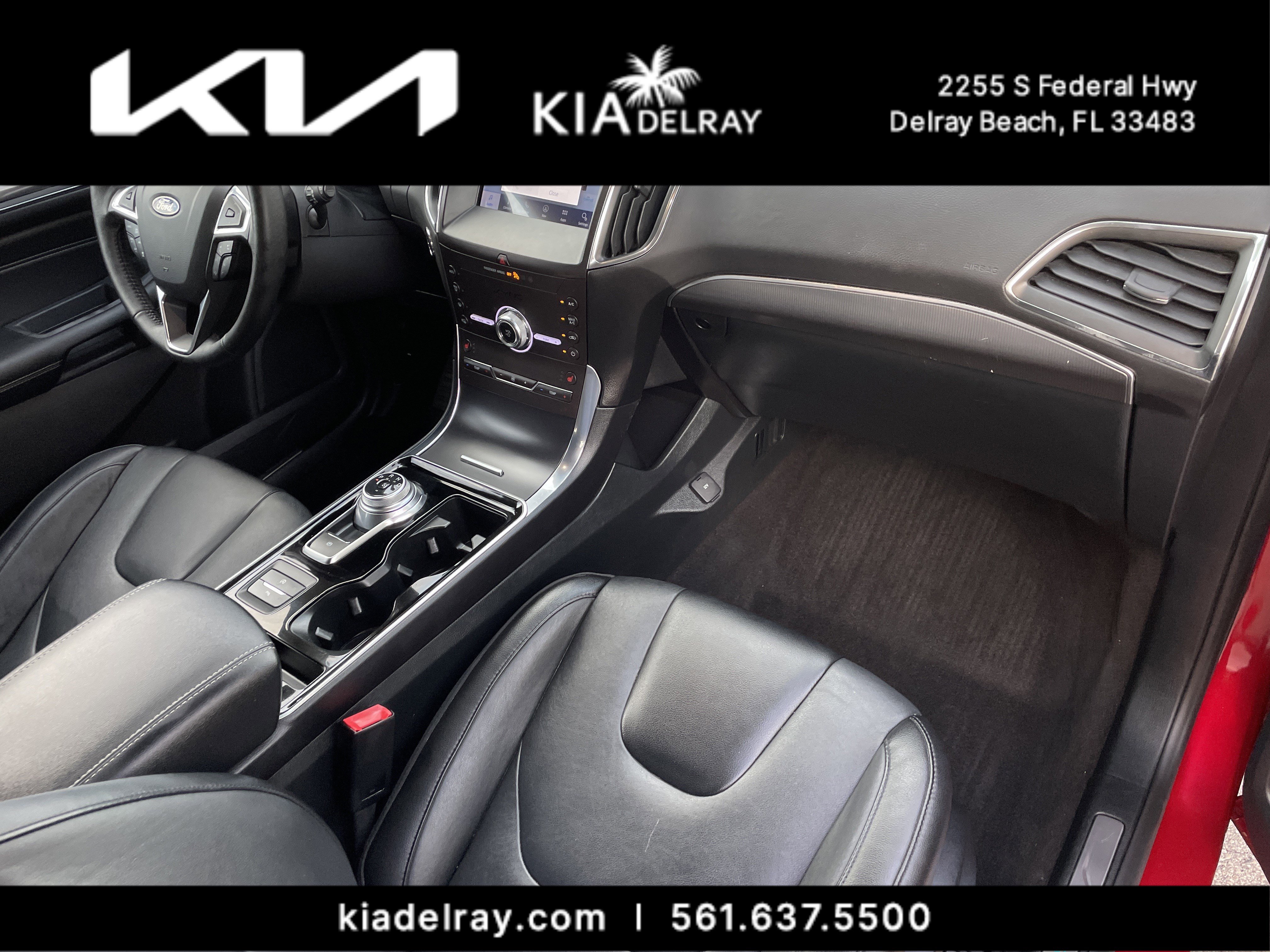 Used 2020 Ford Edge Titanium image 11