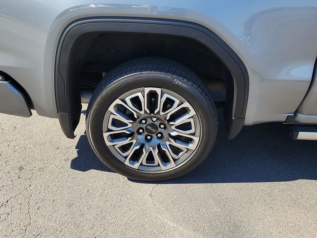 Used 2023 GMC Sierra 1500 Denali Ultimate image 5