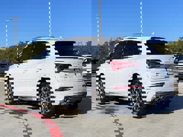 Used 2022 Audi SQ5 Premium w/ Convenience Package image 4