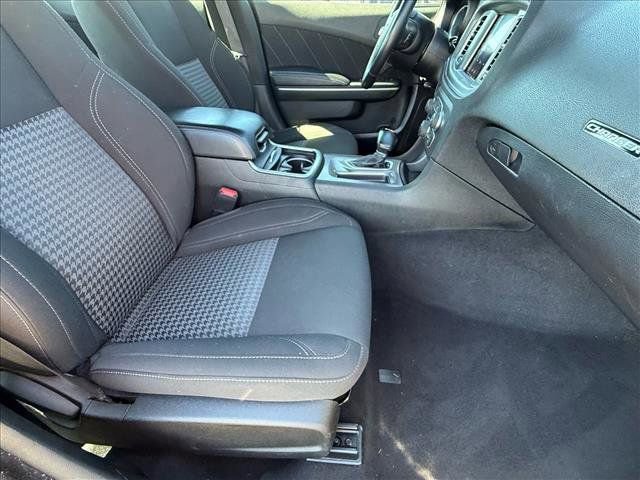 Used 2023 Dodge Charger SXT RWD image 10